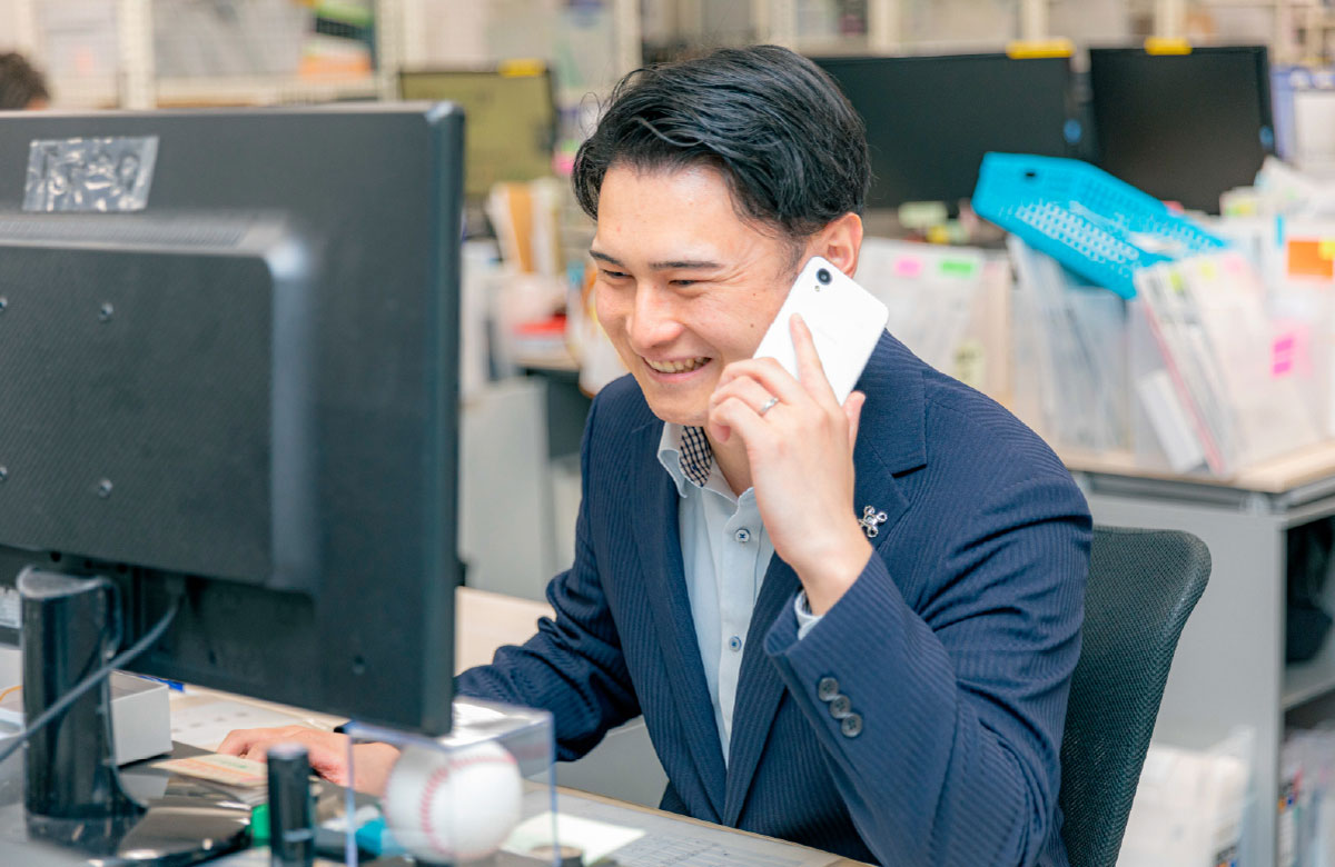 国内営業部の仕事風景